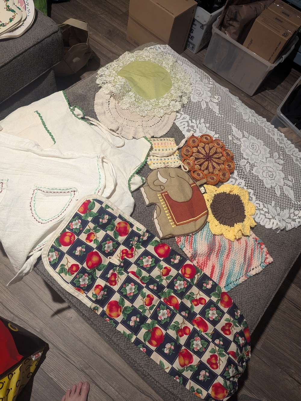 Vintage Linen Lot